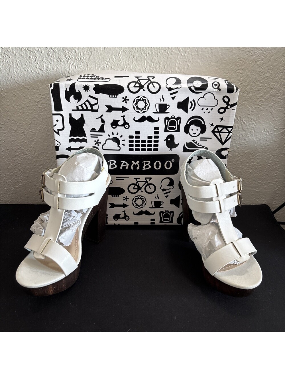 Bamboo Fabiola-12 White Strappy Platform Sandals Wood Chunky Block Heel Size 6.5